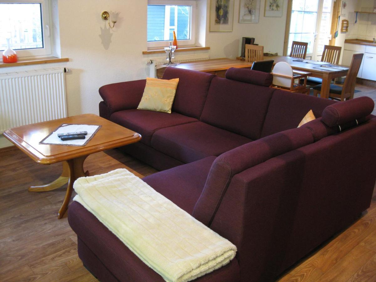 Ferienwohnung Aurich Sandhorst Eg Mit Terrasse Und Kleinem Garten Luaran gambar