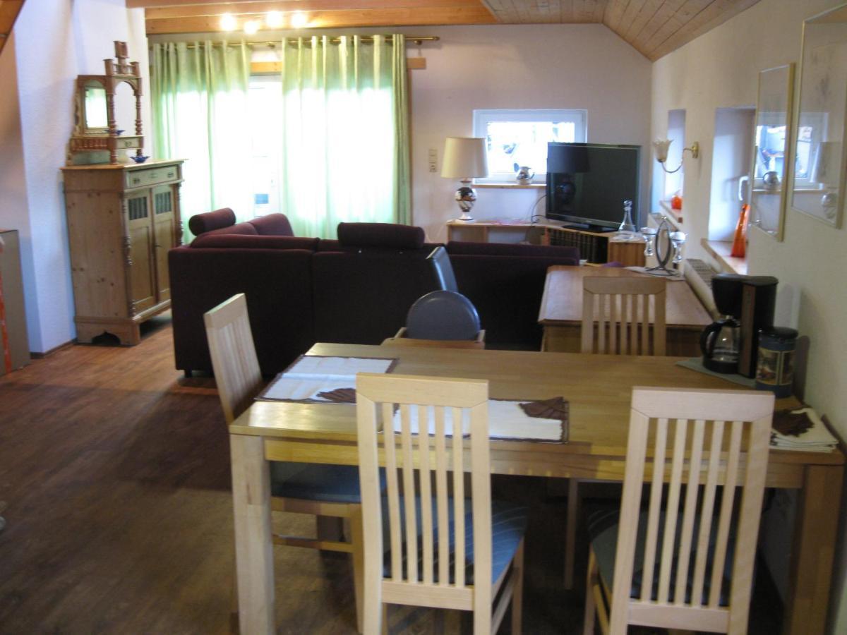 Ferienwohnung Aurich Sandhorst Eg Mit Terrasse Und Kleinem Garten Luaran gambar
