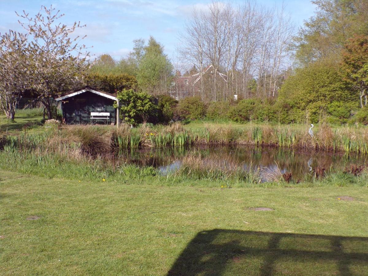 Ferienwohnung Aurich Sandhorst Eg Mit Terrasse Und Kleinem Garten Luaran gambar